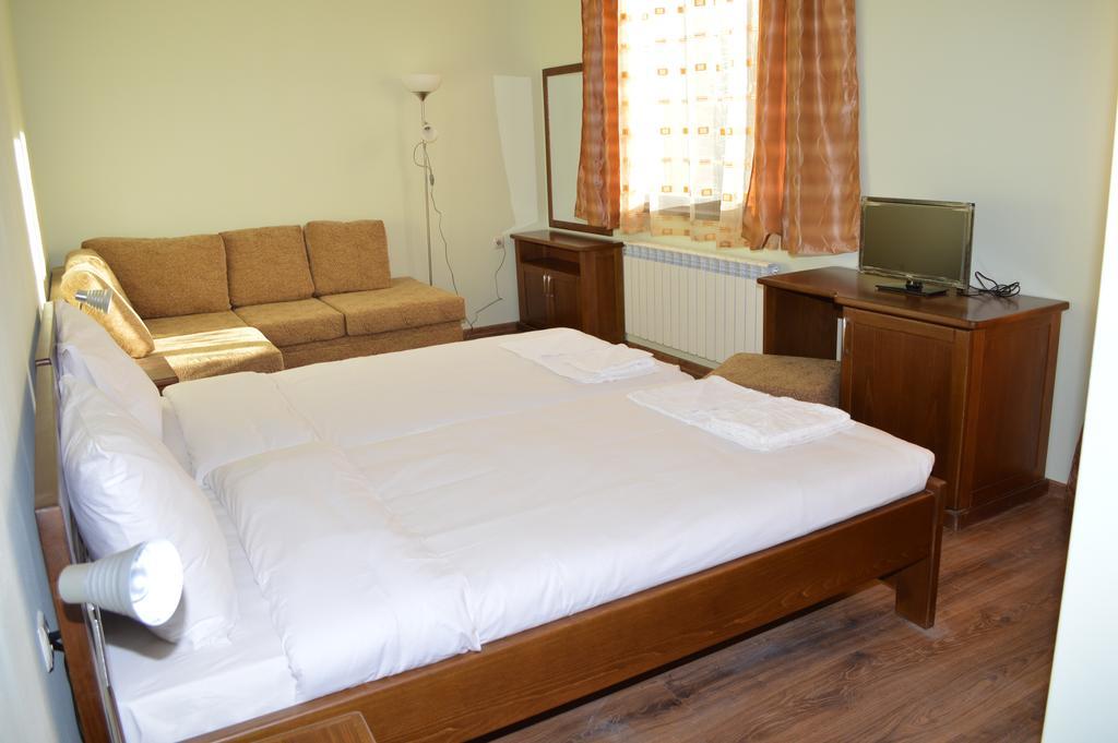 De-Yan Guest House โอเรชาค ห้อง รูปภาพ